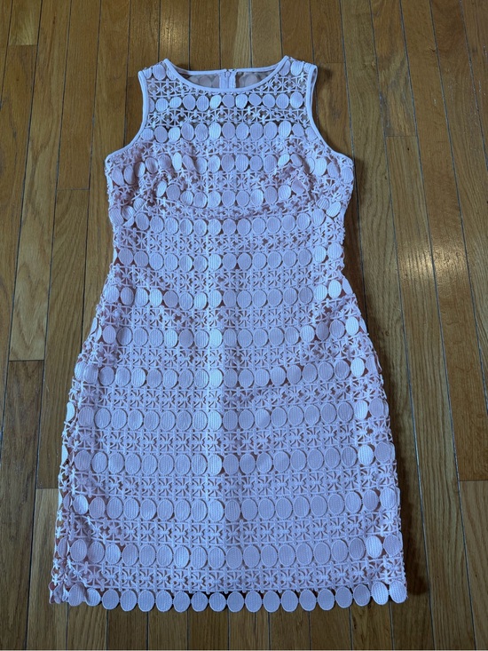 Lauren Ralph Lauren Dresses & Skirts - Lauren Ralph Lauren Pink Geometric Lace Sheath Dress Sleeveless Knee Length Sz 6